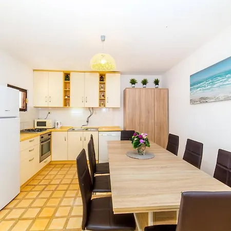 Ferienhaus Trogir 617s Ferienhaus