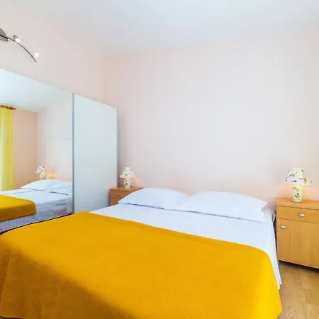Ferienhaus Trogir 617s Ferienhaus Vinišće